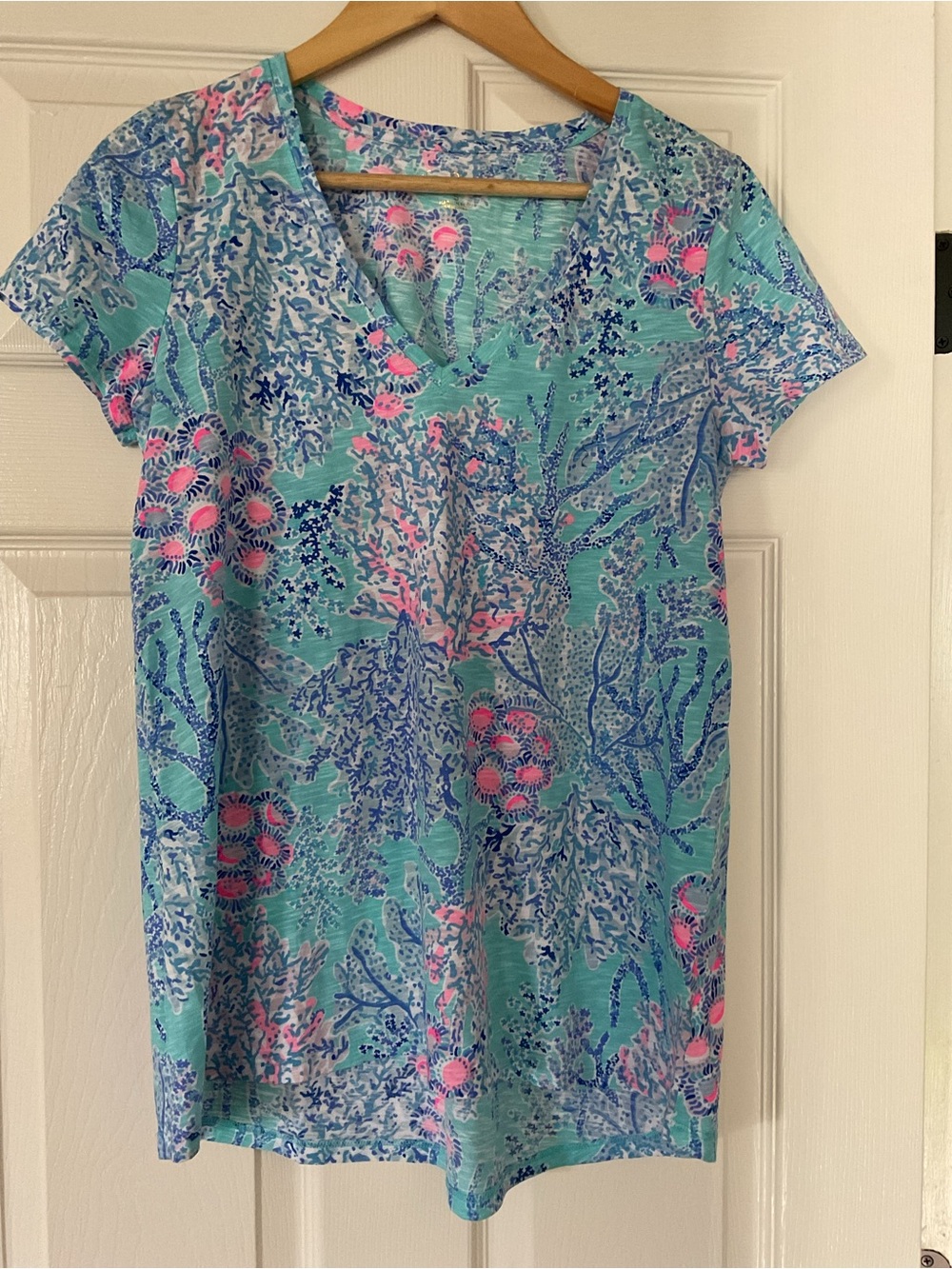 Lilly Pulitzer T-shirt with Pink & Blue Coral Print, S, NWT
